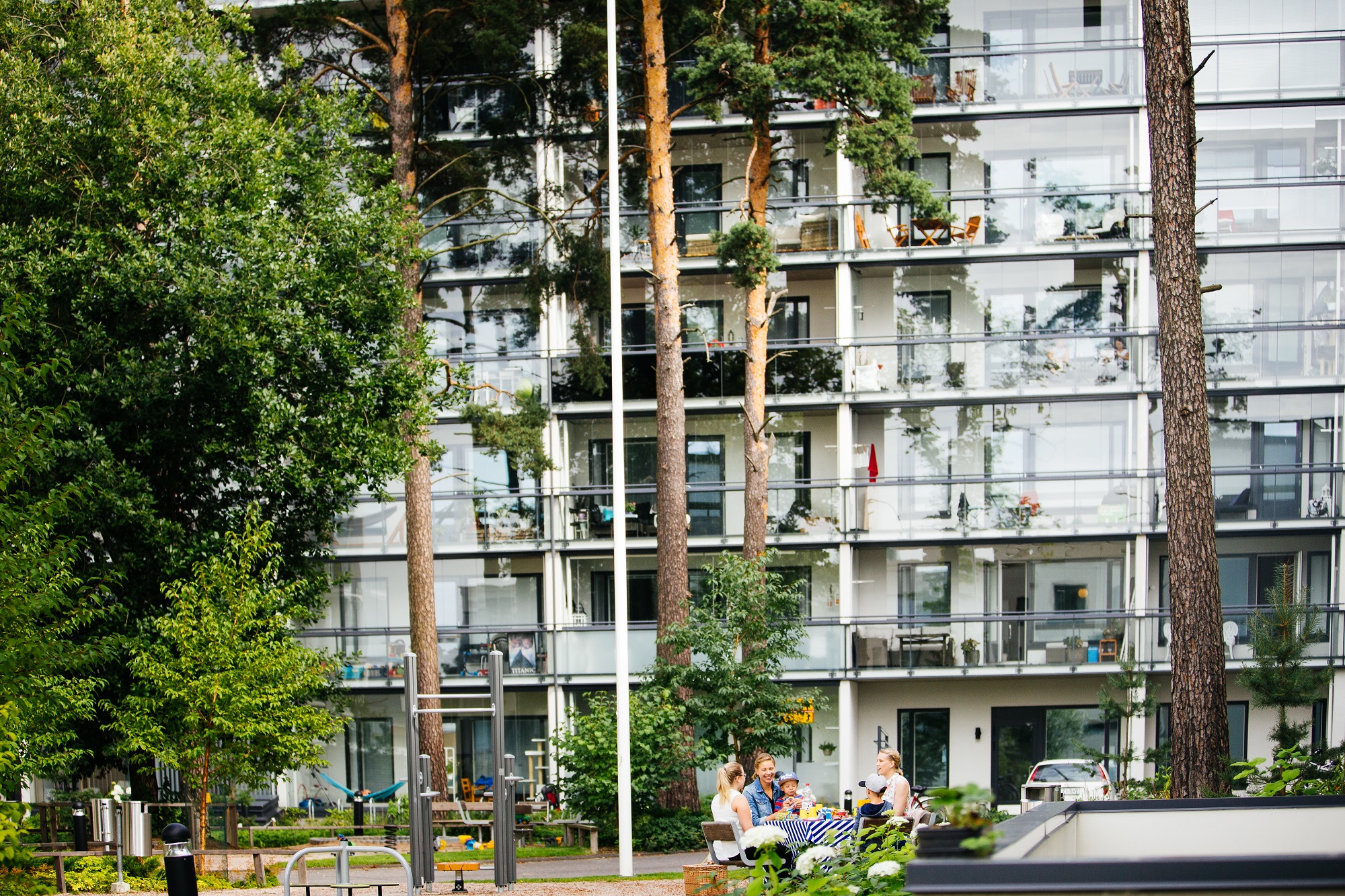 Sustainable lifestyle for customers